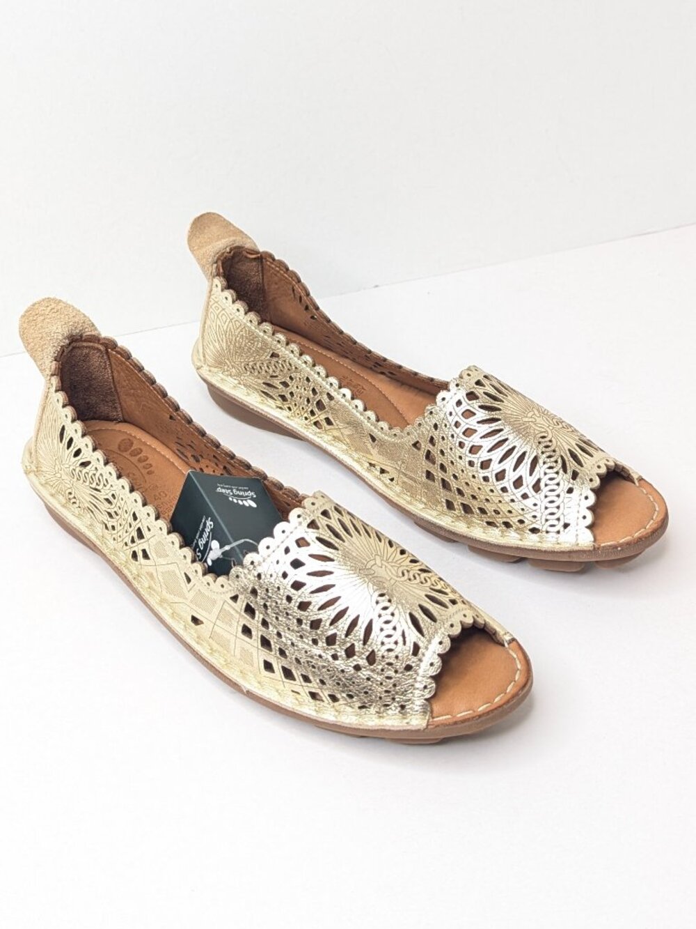 Spring Step Bormeda Slip-On Shoes Gold Leather Womens 9 (EU 40)